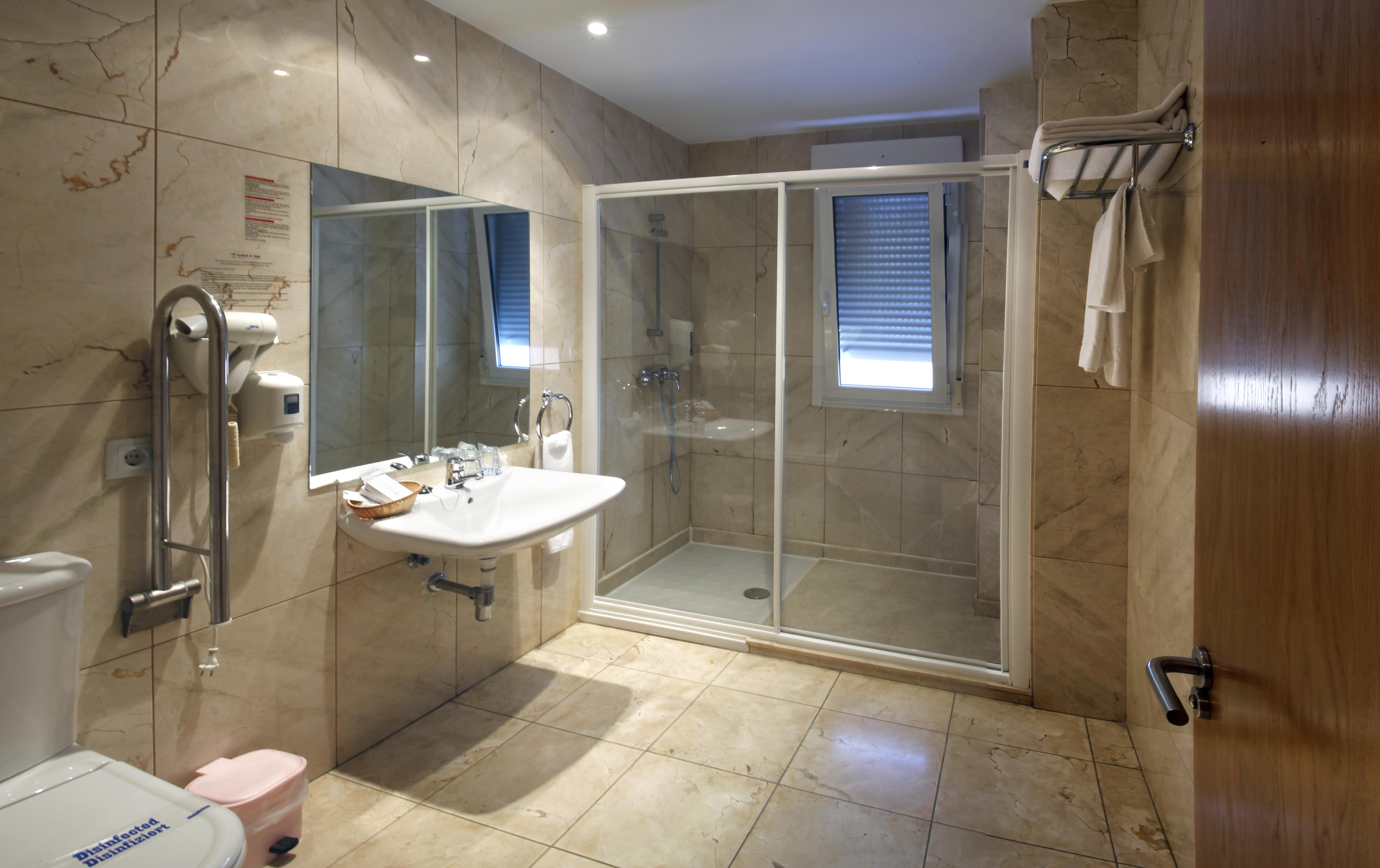 Hotel Apartamentos Ciudad De Lugo Luaran gambar