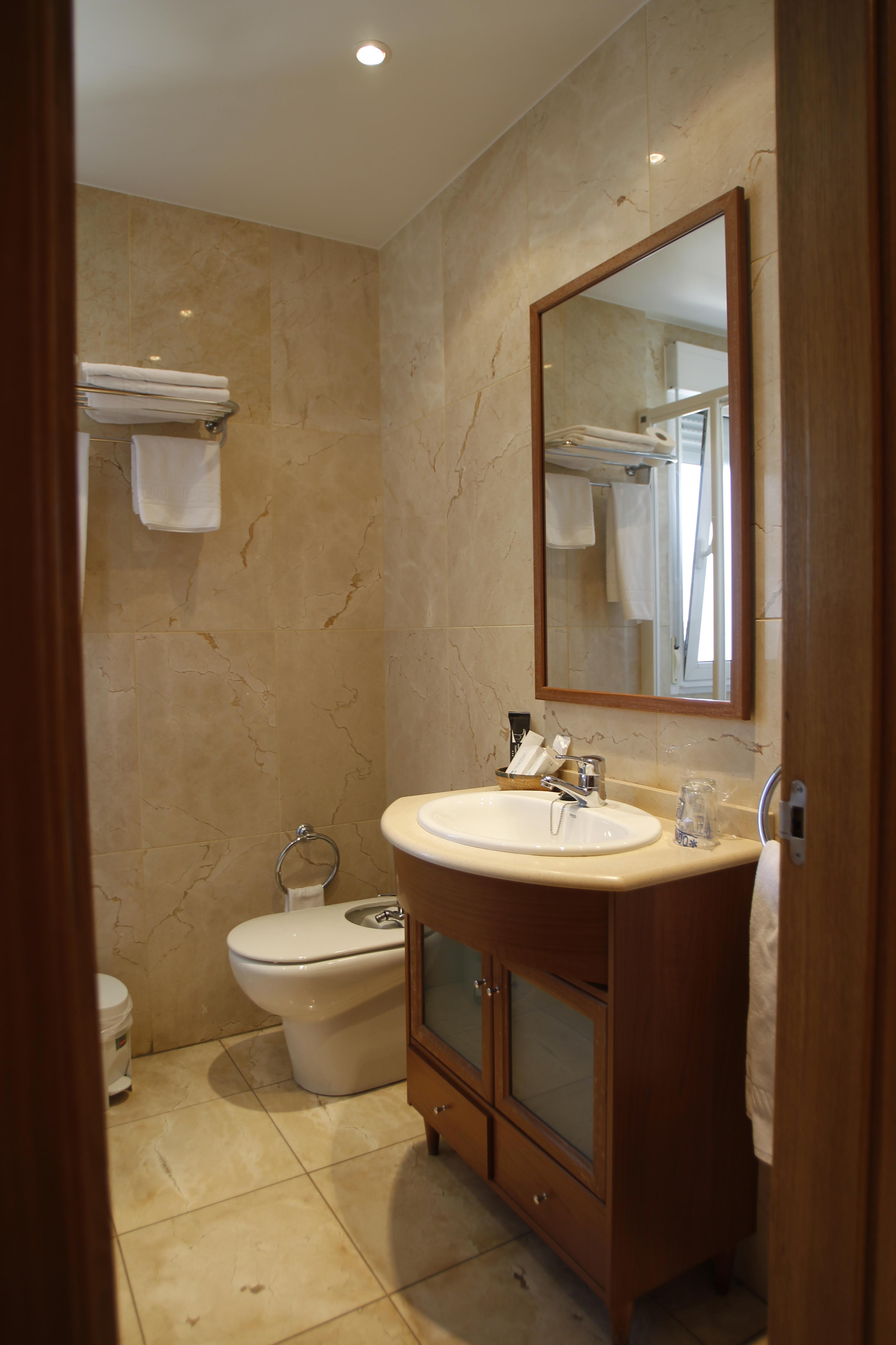 Hotel Apartamentos Ciudad De Lugo Luaran gambar