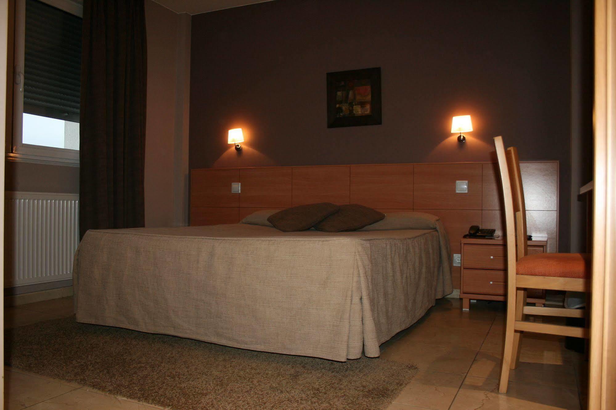 Hotel Apartamentos Ciudad De Lugo Luaran gambar